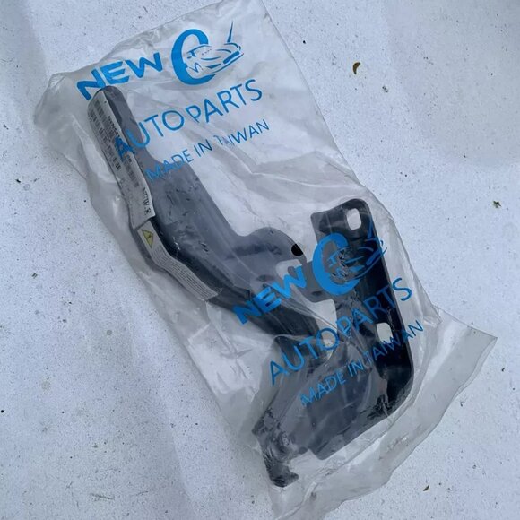 2007-13 NISSAN ALTIMA RIGHT SIDE HOOD HINGE — NEW - Picture 5 of 5